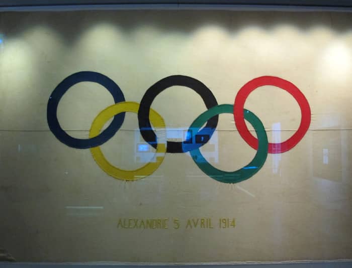 Le 24 avril 1920, date de création du drapeau et du serment olympique